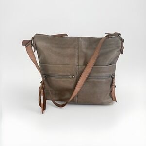 The Sak Ashland Bucket Crossbody Shoulder Bag Gray Leather Brown Trim Pockets